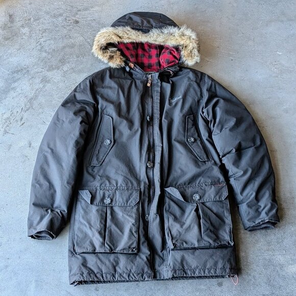 Woolrich Men's Arctic Down Parka 550 Fill in Black small
